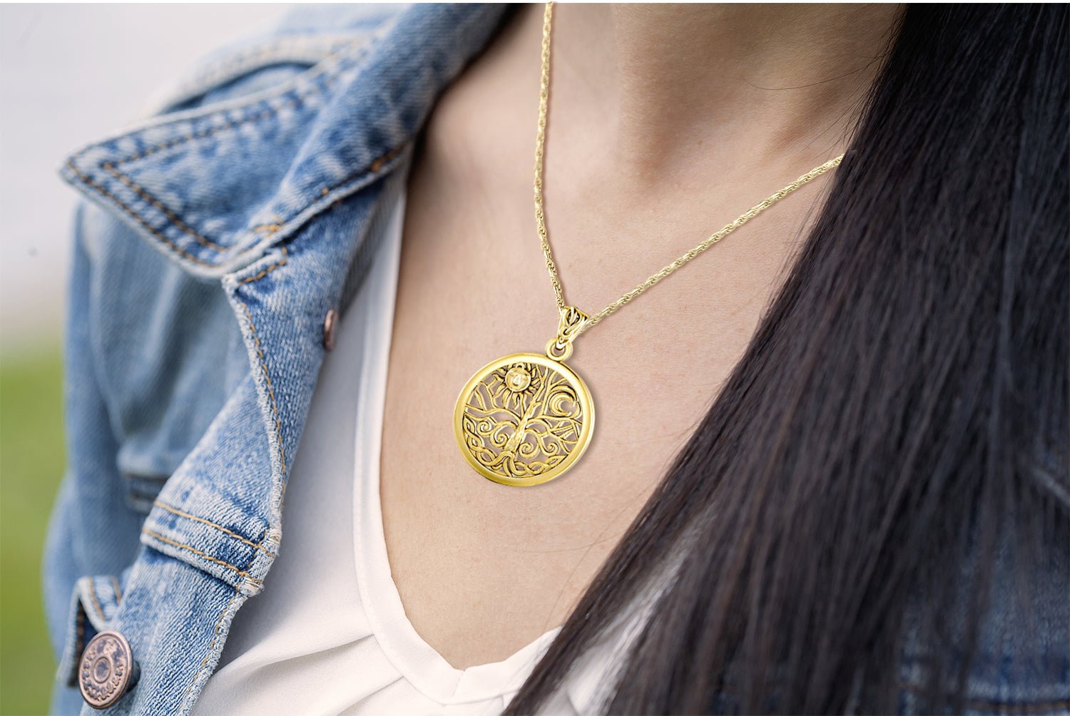 Ladies 5/8in 10k Yellow Gold Tree of Life Pendant Necklace - US Jewels