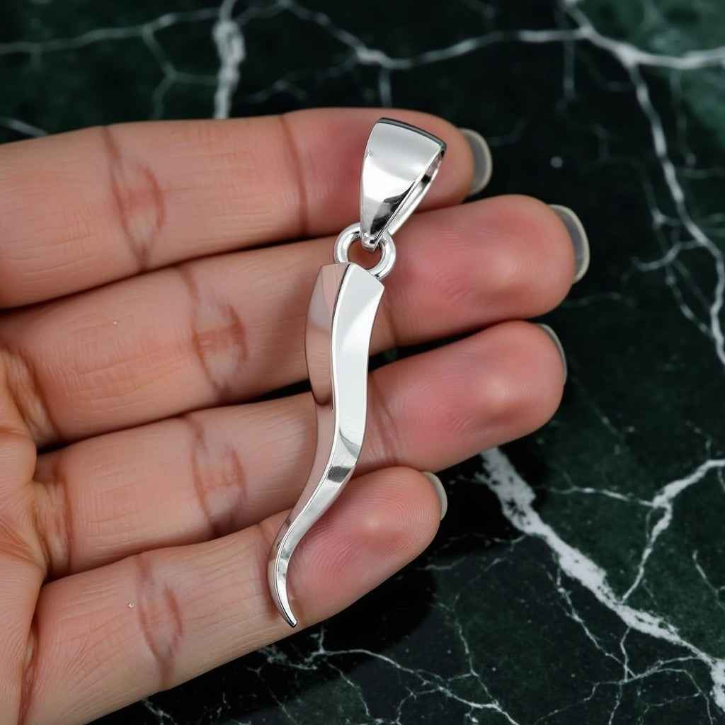 Men's Large Triangular 925 Sterling Silver Italian Horn Good Luck Cornicello Pendant Necklace, 39m