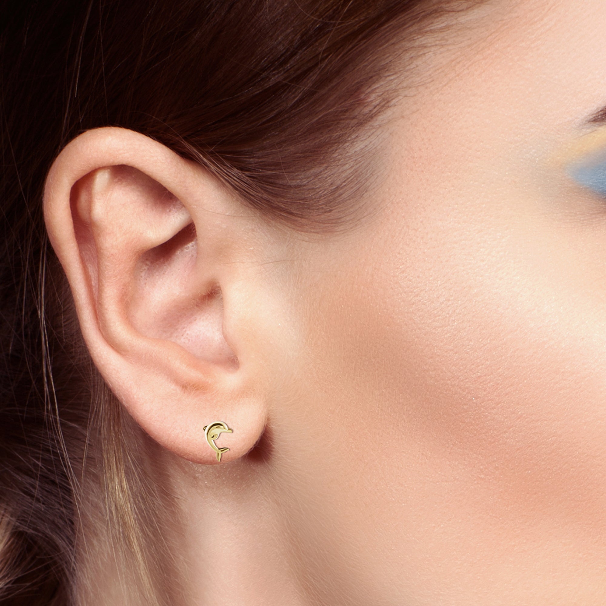 Titanium Opal Stud Earrings (4mm) – LE Jewelry Designs