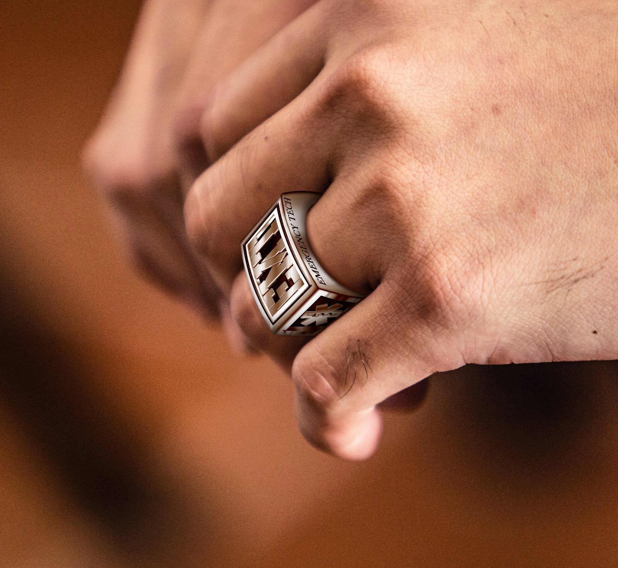 LAAKDU Crystal Silver Alloy Hug Ring for men women boys girls Alloy Ring  Set Price in India - Buy LAAKDU Crystal Silver Alloy Hug Ring for men women  boys girls Alloy Ring